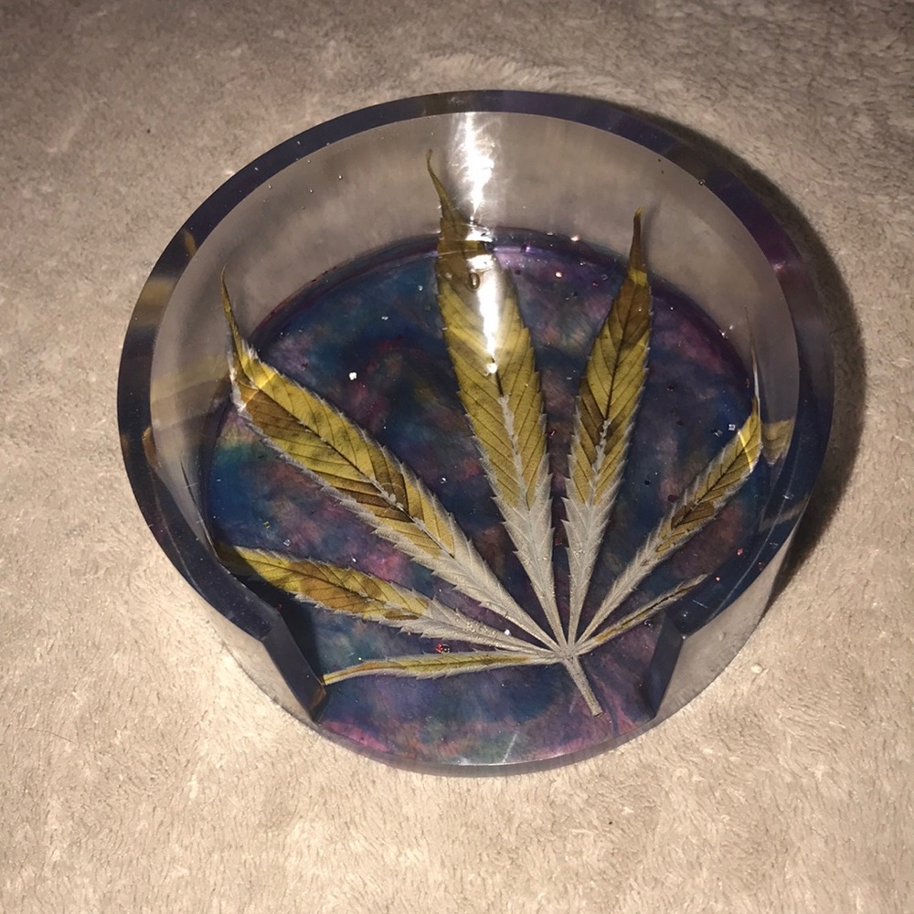 Custom Epoxy coaster holder multi colored with my favorite leaves ✨ New